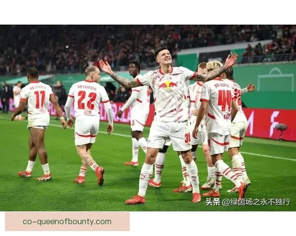 查维·西蒙斯加盟RB莱比锡后表现惊艳荣膺德甲助攻王并引发热议
